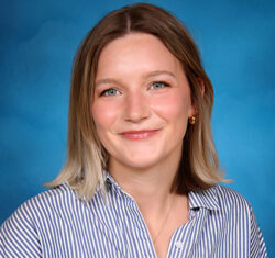 Emma Albin Headshot