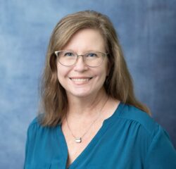 Dianne Aldrich Headshot