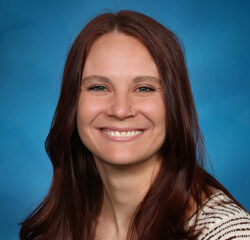 Alexa Kinslow headshot