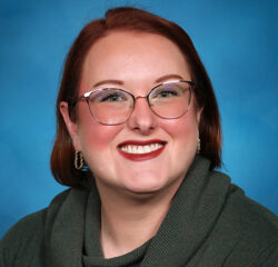 Karen Robinson Headshot