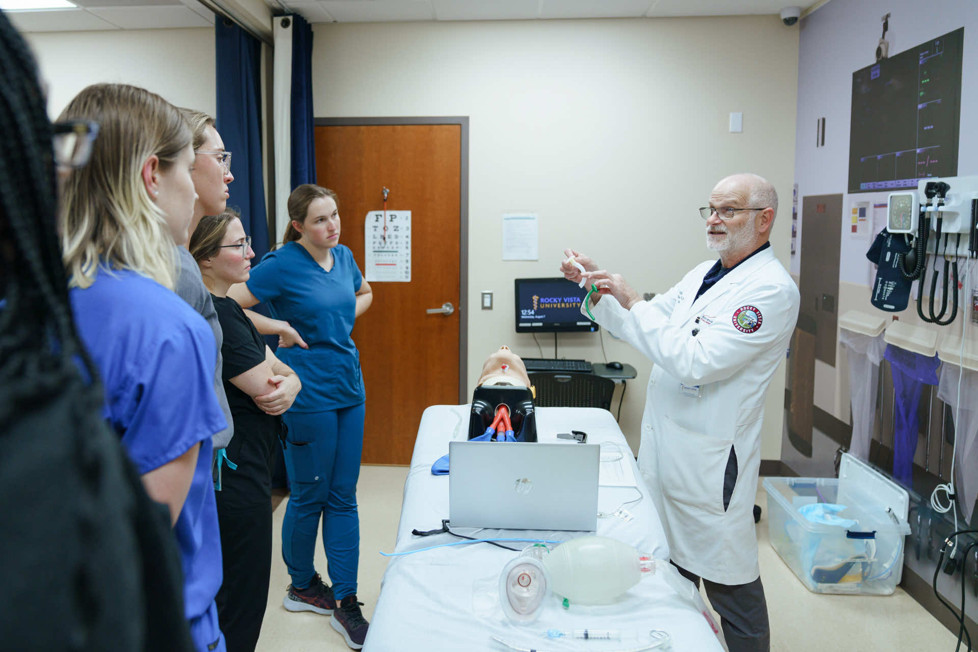 Apply biomedical principles to health-related disciplines